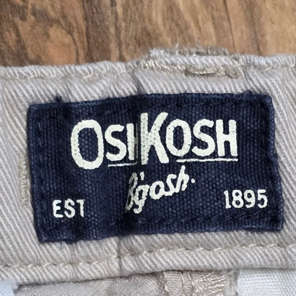 OshKosh B'gosh Chino Pants‎ Boy's Size 24 Months Beige Elastic Waist